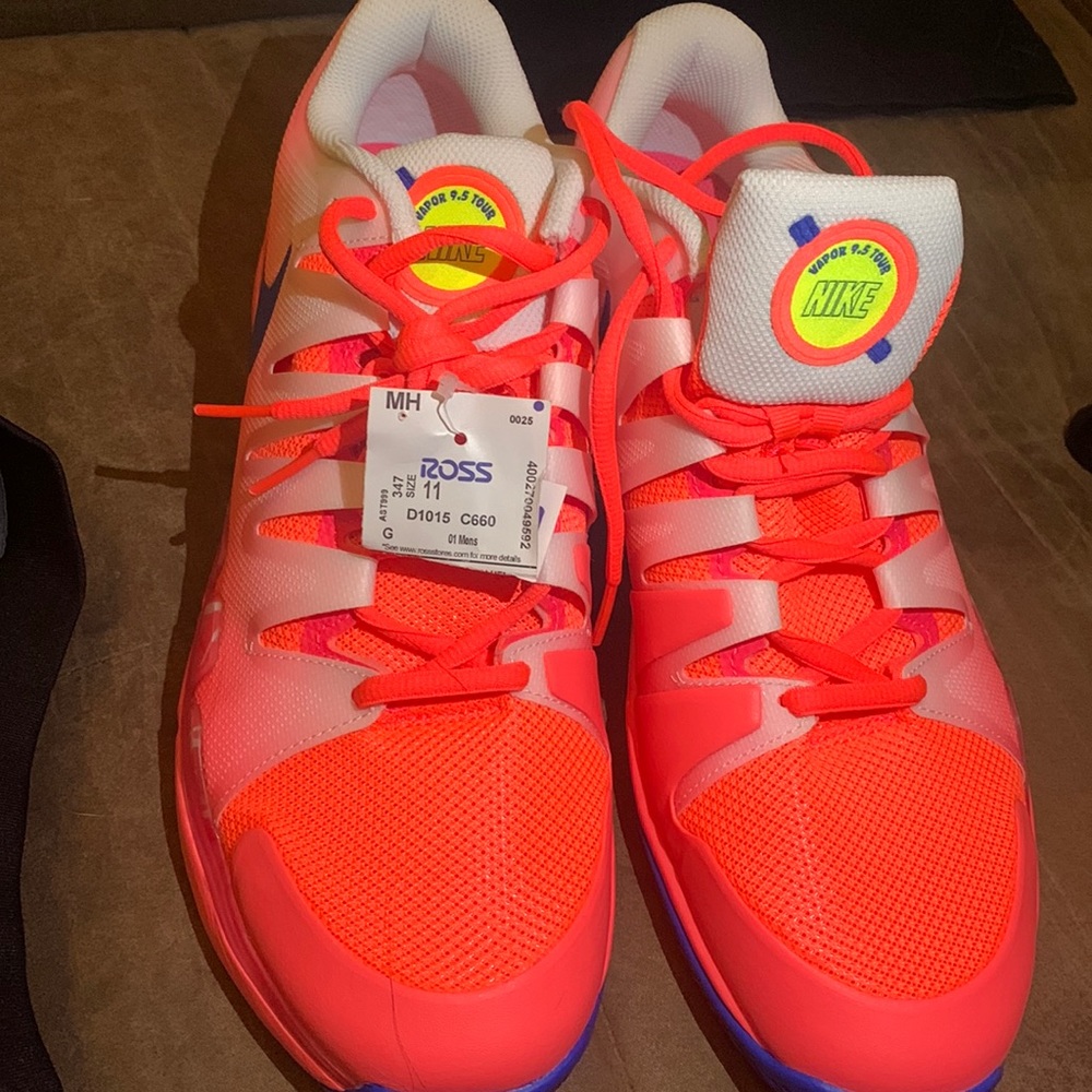 Nike 9.5 Vapor Tour Brand New Size 11